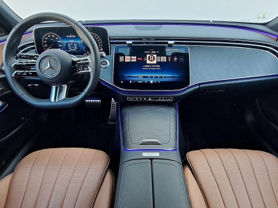 Mercedes-Benz E 300 e AMG