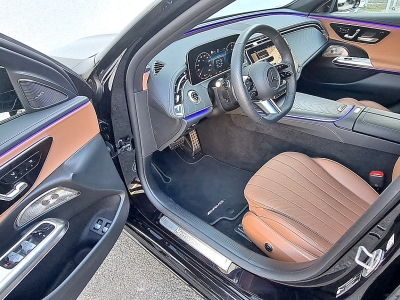 Mercedes-Benz E 300 e AMG