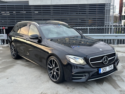 Mercedes-Benz E 43 AMG 4Matic