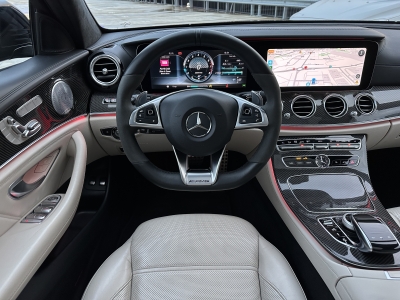 Mercedes-Benz E 43 AMG 4Matic